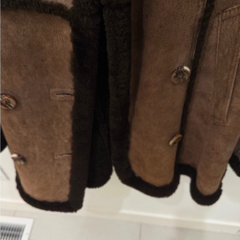 Women's Brown Shearling Coat - Picture 6 of 6